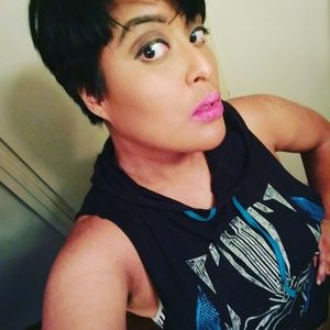 Meet your Posher, Talia